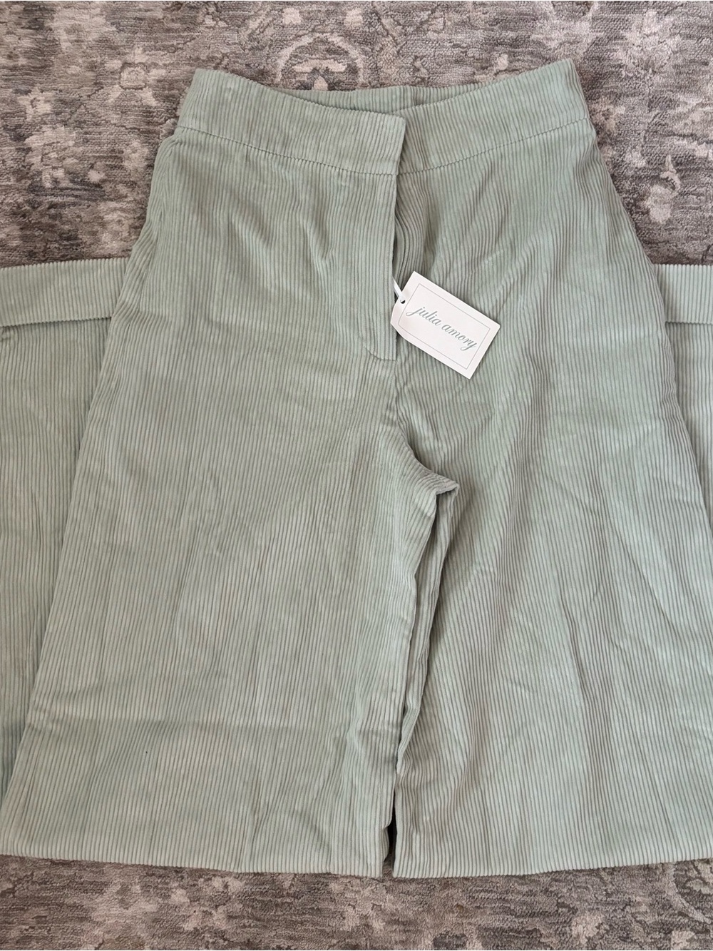 NWT Julia Amory Wide Leg Corduroy Pants – Sage Green XS